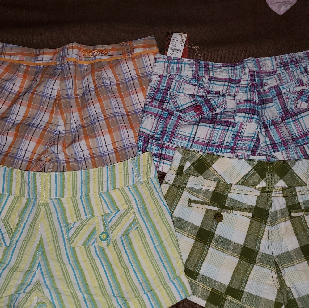Short Bundle - Picture 3 of 4